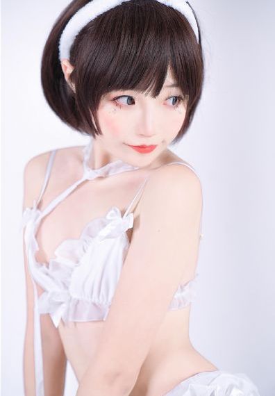怎么吃女生的小花园呢_4K在线播放观看