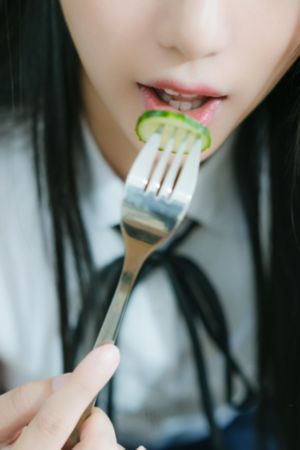 人妻免费视频_JVID性感写真