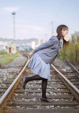 免费aa看看看看看_BD韩语在线观看
