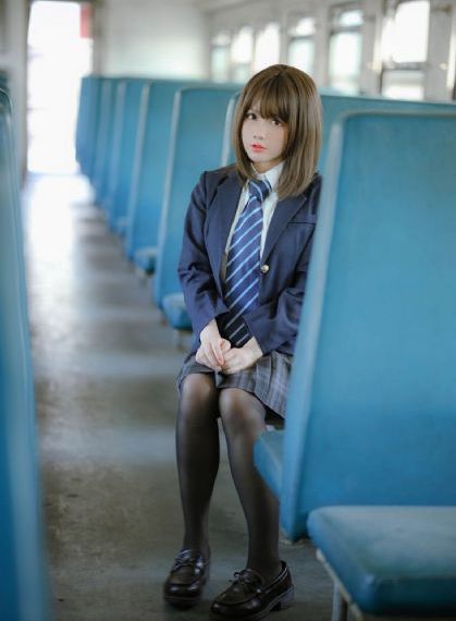 女浴室各种丰满年轻美女洗澡盗撮_国产剧免费观看超清