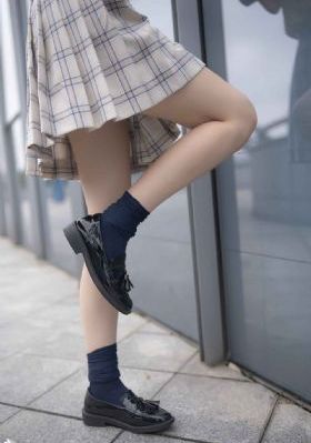蜜芽久久人人超碰爱香蕉_BD国语免费播放