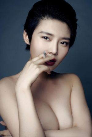 国产午夜精品久久久久久无码人妻_1080P高清电影在线