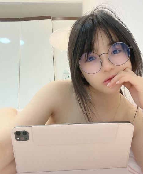 他扒开我小泬添我三男一女_国产剧全集免费观看