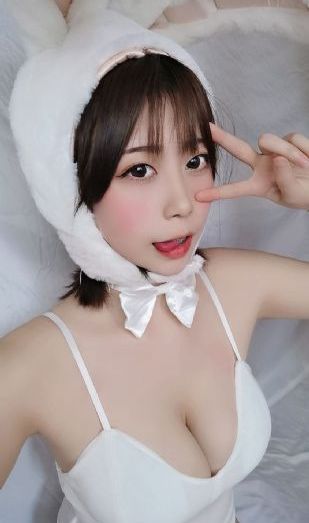 浪货趴办公桌～H揉秘书在线观看_HD720P欧美电影在线